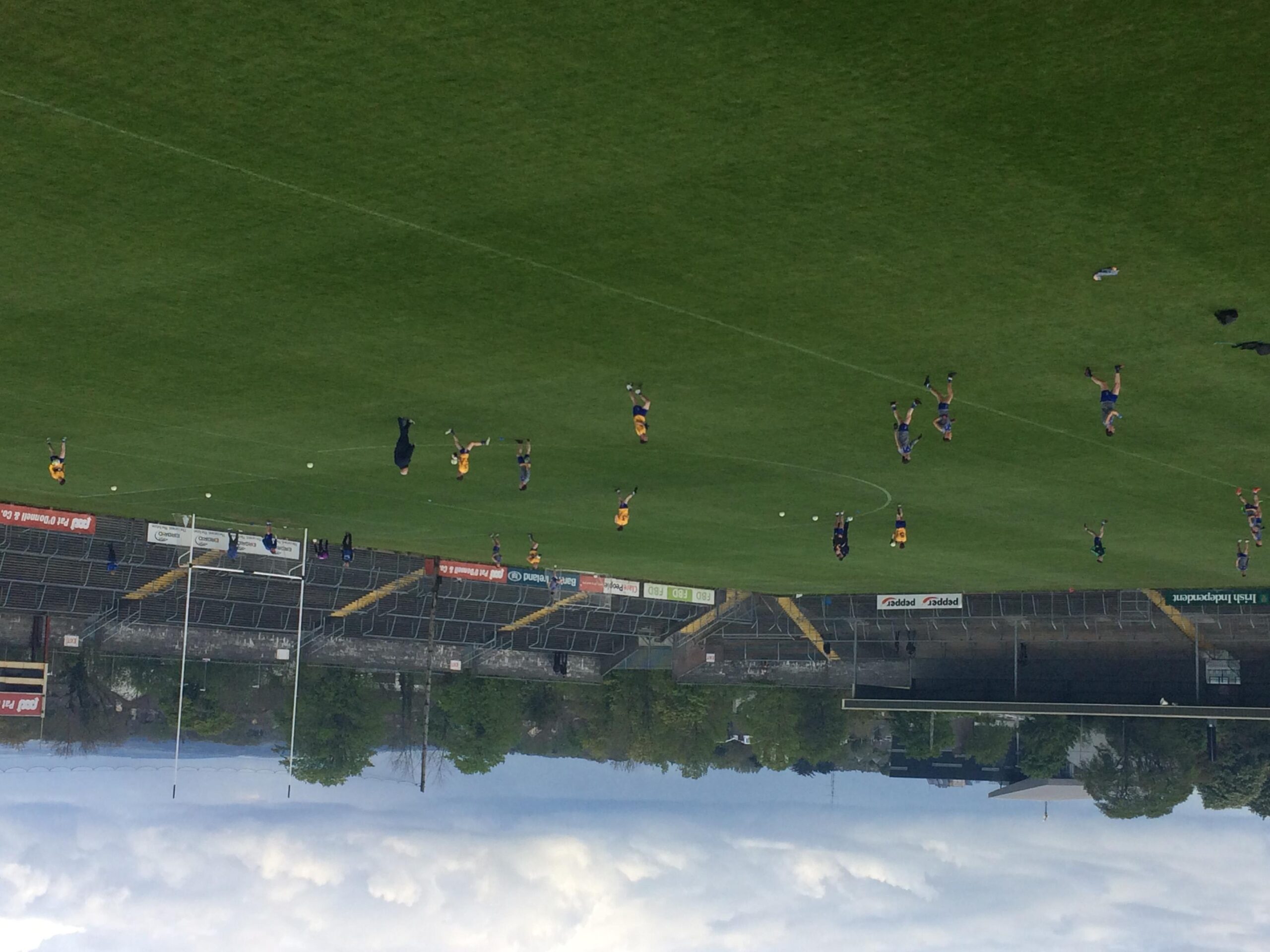 clare-warm-up-v-tipp